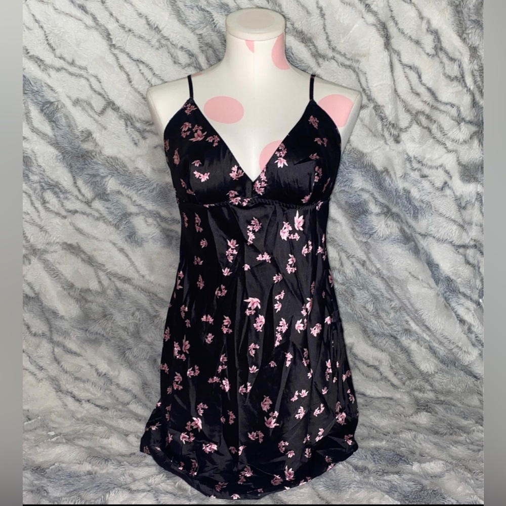 COPY - Victoria’s Secret babydoll lingerie slip. Silky Black with Pink Flowers